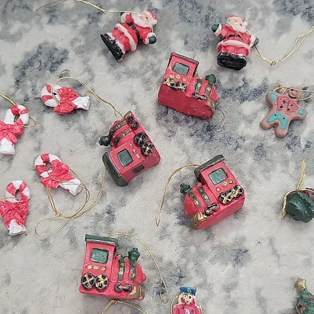 Festive Christmas Ornaments Set